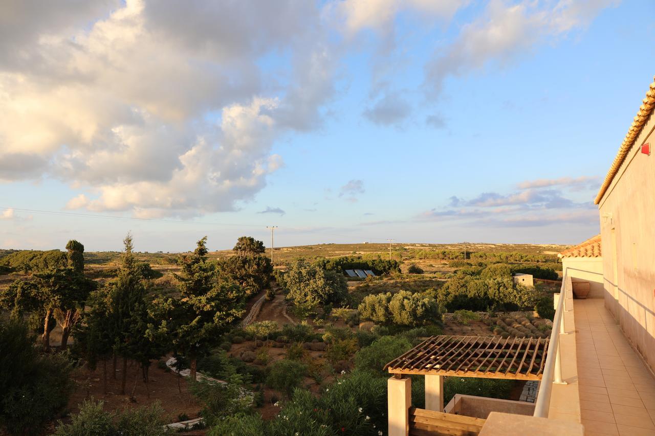 The Windmill Resort Mitata Bagian luar foto